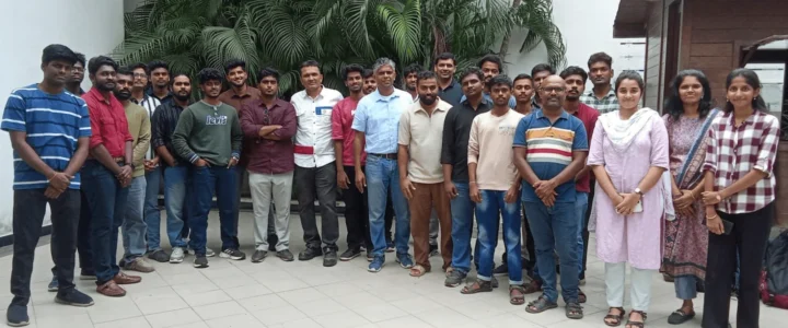 Group Pic: The fromDevtoOps crew at their very first meetup August 9th at Purplescape!